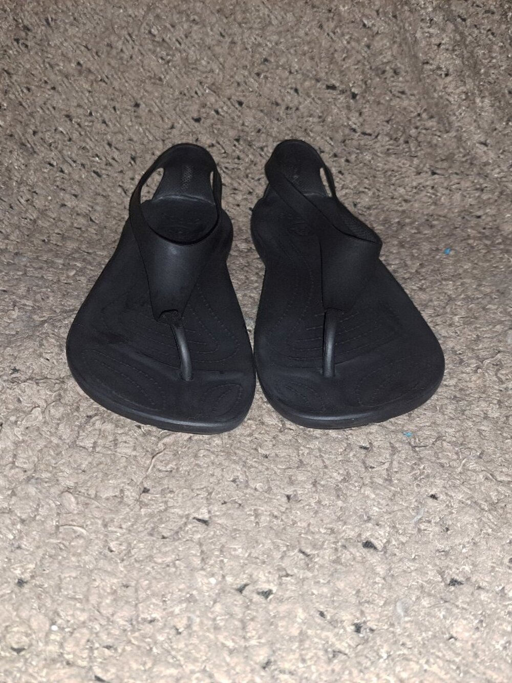 CROCS-Sexi Serena-Comfort T-Strap Thong Sandals-Black-SZ 10-Near Mint - Picture 3 of 7